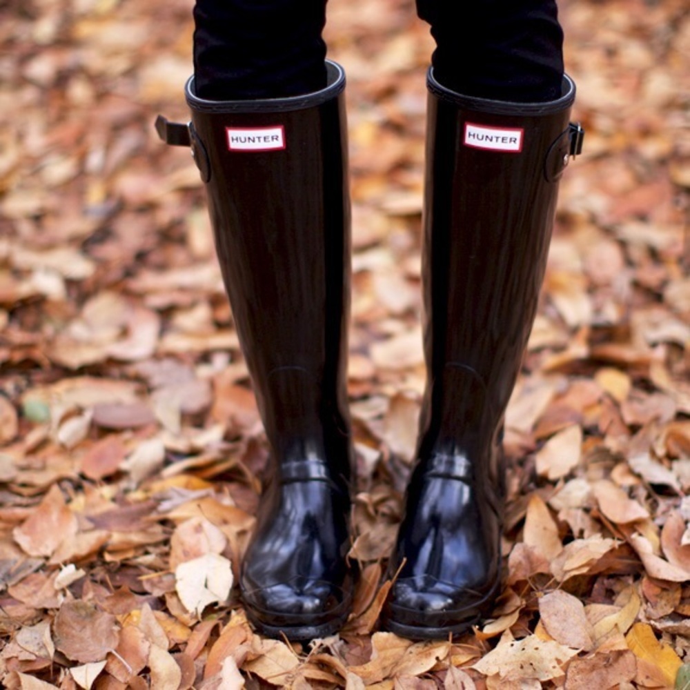 Glossy black hunter boots + socks + conditioner
